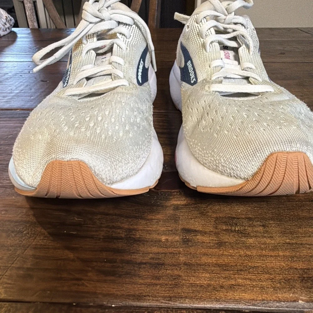 Brooks Ghost 16 Womens 9.5 B White Blue Pink Running Walking Shoes
